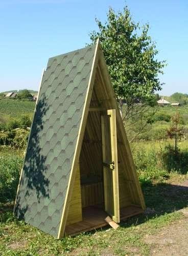 Так выглядит туалет-шалаш Так выглядит туалет-шалаш