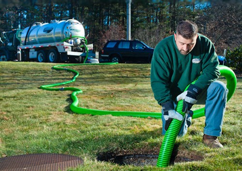 Удаление содержимого септика Удаление содержимого септика