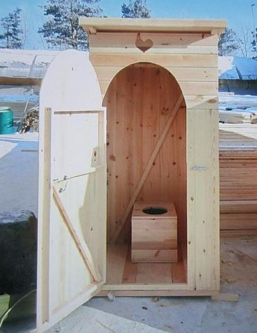 Деревянный туалет Деревянный туалет
